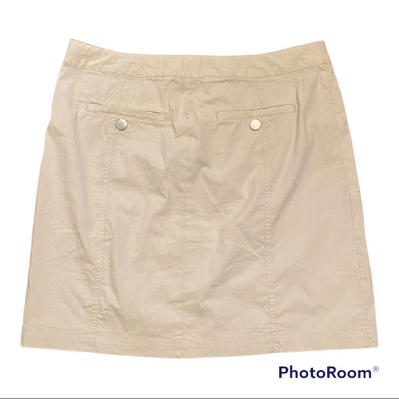 Eddie Bauer khaki skirt with drawstring and front patch pockets - Picture 9 of 10